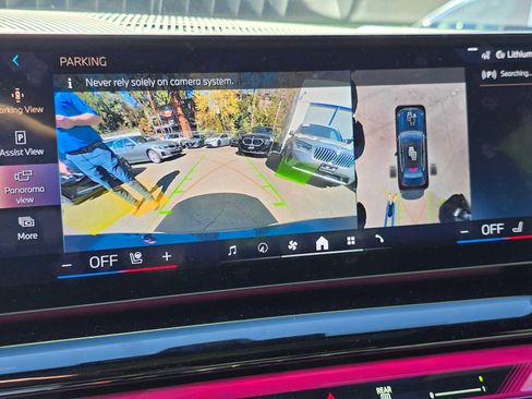 Used 2025 BMW i5 xDrive40 w/ Premium Package image 29