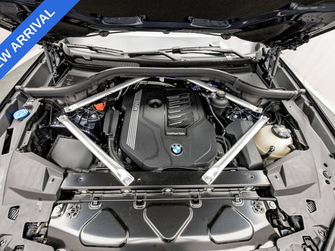 Used 2022 BMW X6 xDrive40i w/ M Sport Package AWD/4WD image 35