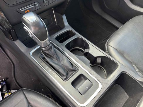 Certified 2019 Ford Escape Titanium image 22