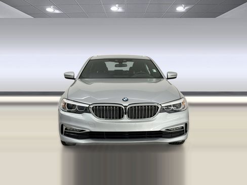 Used 2018 BMW 530i xDrive AWD/4WD image 6