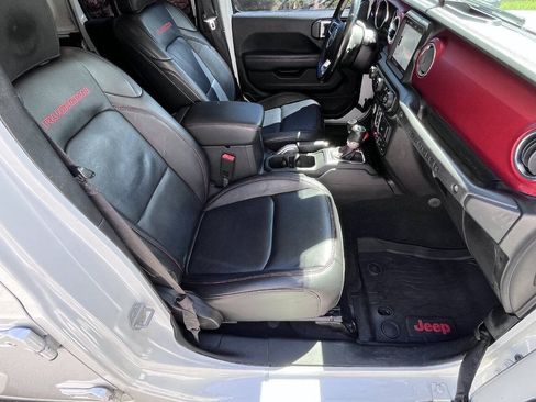Used 2019 Jeep Wrangler Unlimited Rubicon AWD/4WD image 23