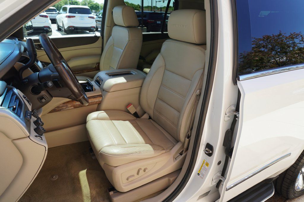 Used 2017 GMC Yukon Denali w/ Open Road Package AWD/4WD image 12