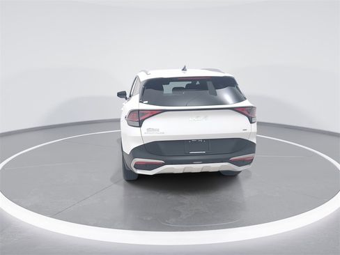 Used 2024 Kia Sportage EX image 6