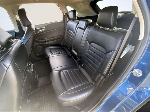 Used 2021 Ford Edge SEL image 22