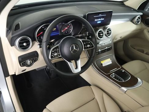 Certified 2022 Mercedes-Benz GLC 300 image 9