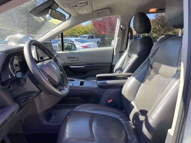 Certified 2022 Toyota Sienna LE FWD image 17