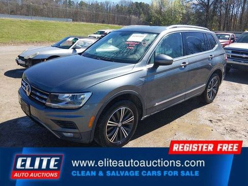 Used 2018 Volkswagen Tiguan SEL AWD/4WD image 3