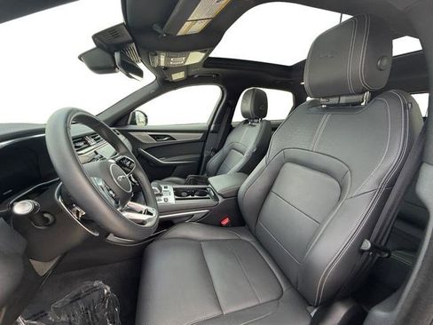 New 2025 Jaguar F-PACE R-Dynamic S AWD/4WD image 11