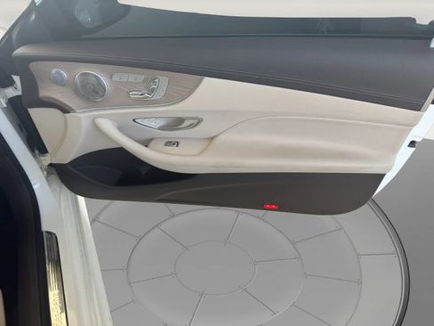 Used 2018 Mercedes-Benz E 400 Coupe image 17