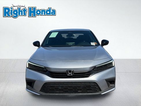 Used 2024 Honda Civic Sport image 5