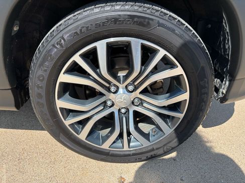 Used 2018 Mitsubishi Outlander Sport ES image 9