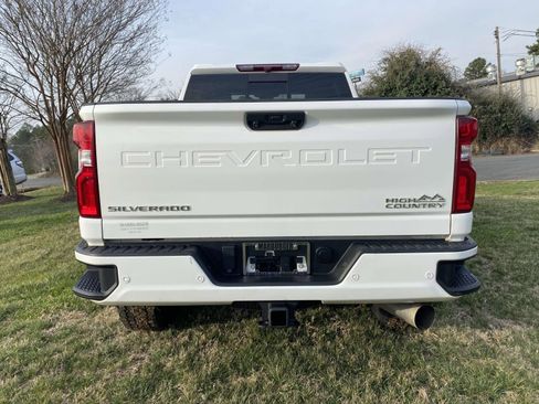 Used 2024 Chevrolet Silverado 2500 High Country image 6