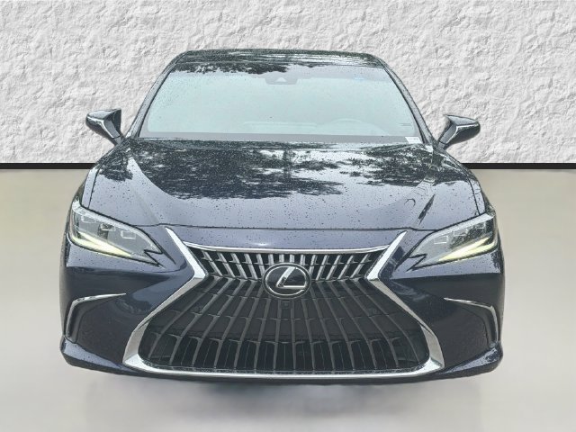Used 2022 Lexus ES 350 Ultra Luxury w/ Accessory Package 2 FWD image 6