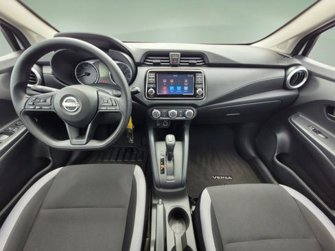 Used 2025 Nissan Versa S w/ Trunk Package FWD image 15