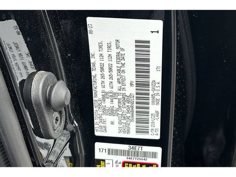 Certified 2024 Toyota Sequoia Capstone AWD/4WD image 36