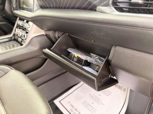 Used 2024 GMC Yukon XL Denali image 36