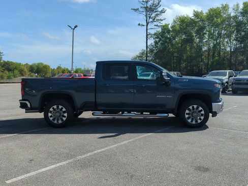 New 2026 Chevrolet Silverado 2500 LT image 3