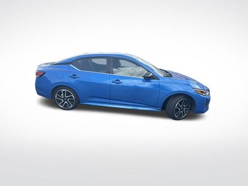 Certified 2024 Nissan Sentra SR FWD image 4