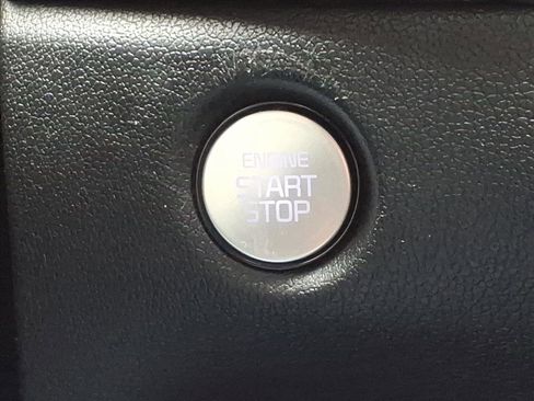 Used 2025 Kia Sorento EX w/ Panoramic Sunroof Package image 11