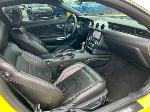 Used 2021 Ford Mustang GT Premium w/ Equipment Group 401A RWD image 15