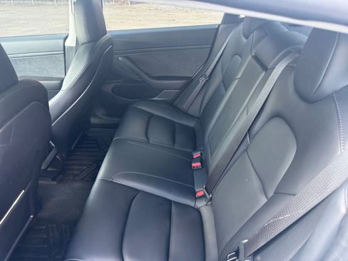 Used 2021 Tesla Model 3 Standard Range Plus RWD image 17