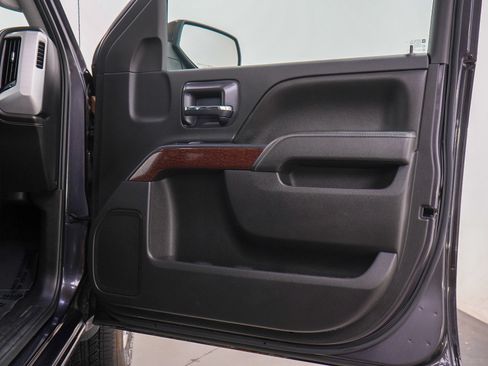 Used 2015 GMC Sierra 1500 SLE w/ SLE Convenience Package AWD/4WD image 9