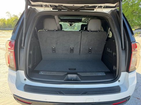 Used 2024 Chevrolet Tahoe RST w/ Luxury Package image 24