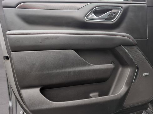 Used 2022 Chevrolet Tahoe RST w/ Luxury Package image 16