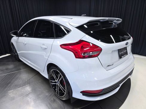 Used 2016 Ford Focus ST w/ Equipment Group 402A FWD image 55