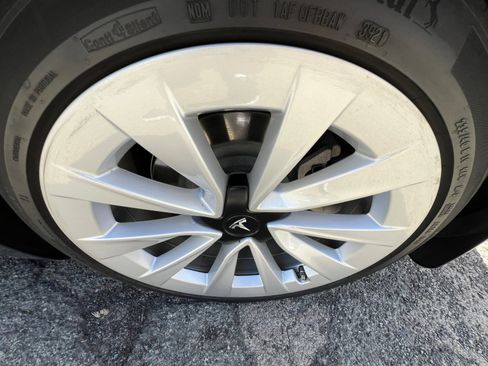 Used 2022 Tesla Model 3 Long Range image 28