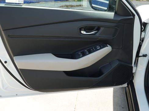 Used 2026 Honda Accord SE image 13
