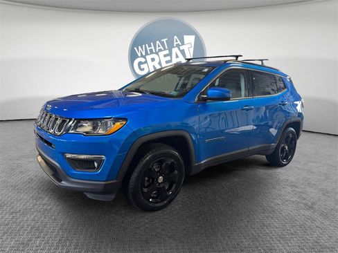 Used 2019 Jeep Compass Latitude w/ Cold Weather Group image 8