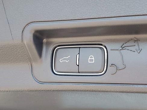 New 2026 Ford Explorer Active w/ Active Comfort Package image 34