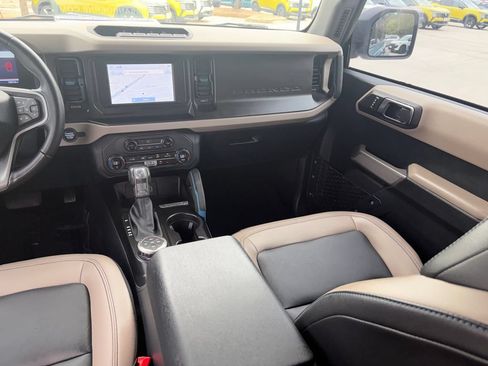 Used 2023 Ford Bronco Wildtrak AWD/4WD image 22