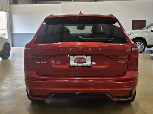 Used 2024 Volvo XC60 B5 Core AWD/4WD image 5