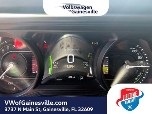 Used 2025 Jeep Wrangler Unlimited Sahara AWD/4WD image 20