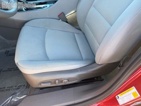 Used 2024 Chevrolet Malibu LT image 13