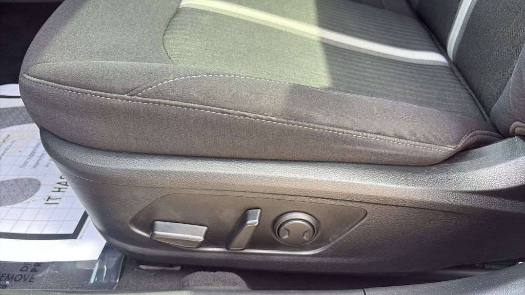 Used 2023 Hyundai Sonata SEL w/ Convenience Package FWD image 16