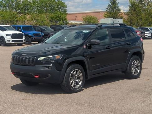 Used 2020 Jeep Cherokee Trailhawk w/ Comfort/Convenience Group AWD/4WD image 7