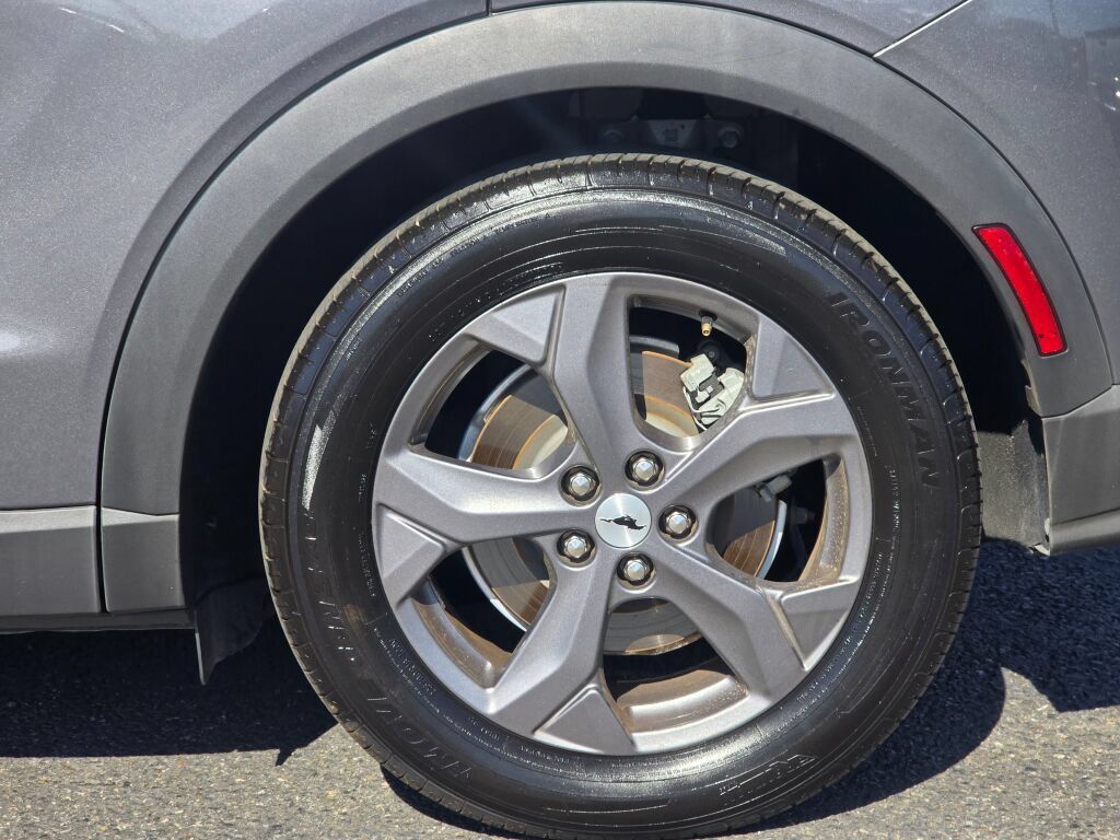Used 2023 Ford Mustang Mach-E Select RWD image 10