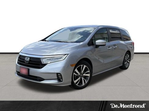 Used 2022 Honda Odyssey Touring image 1