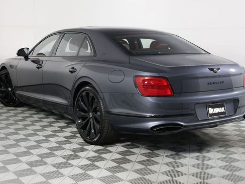 New 2025 Bentley Flying Spur Plug-In Hybrid AWD/4WD image 3