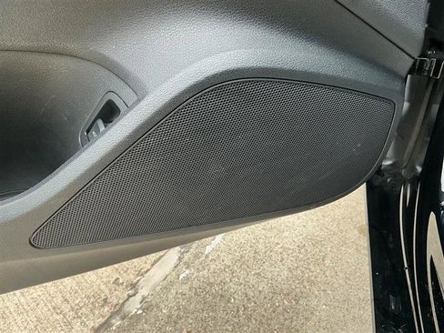 Used 2018 Audi A3 2.0T Premium image 22