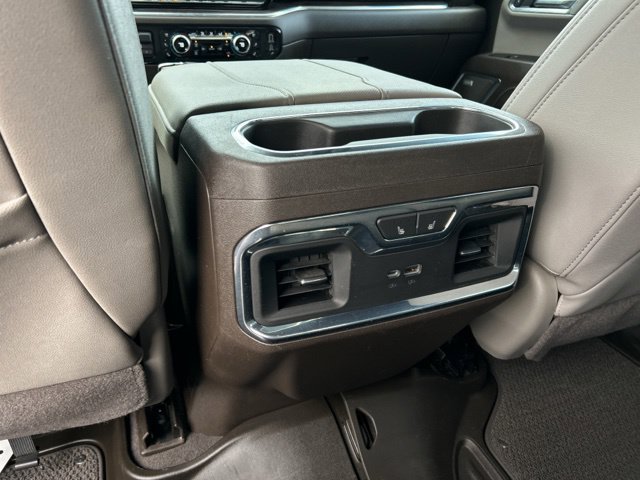 Used 2023 GMC Sierra 1500 SLT w/ SLT Premium Plus Package AWD/4WD image 18