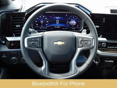 Used 2025 Chevrolet Silverado 1500 LT w/ Convenience Package II image 19
