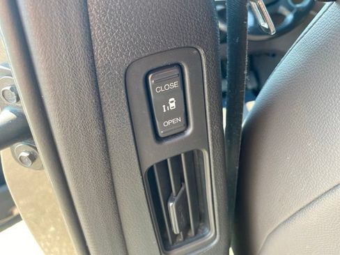 Used 2019 Honda Odyssey EX-L image 28