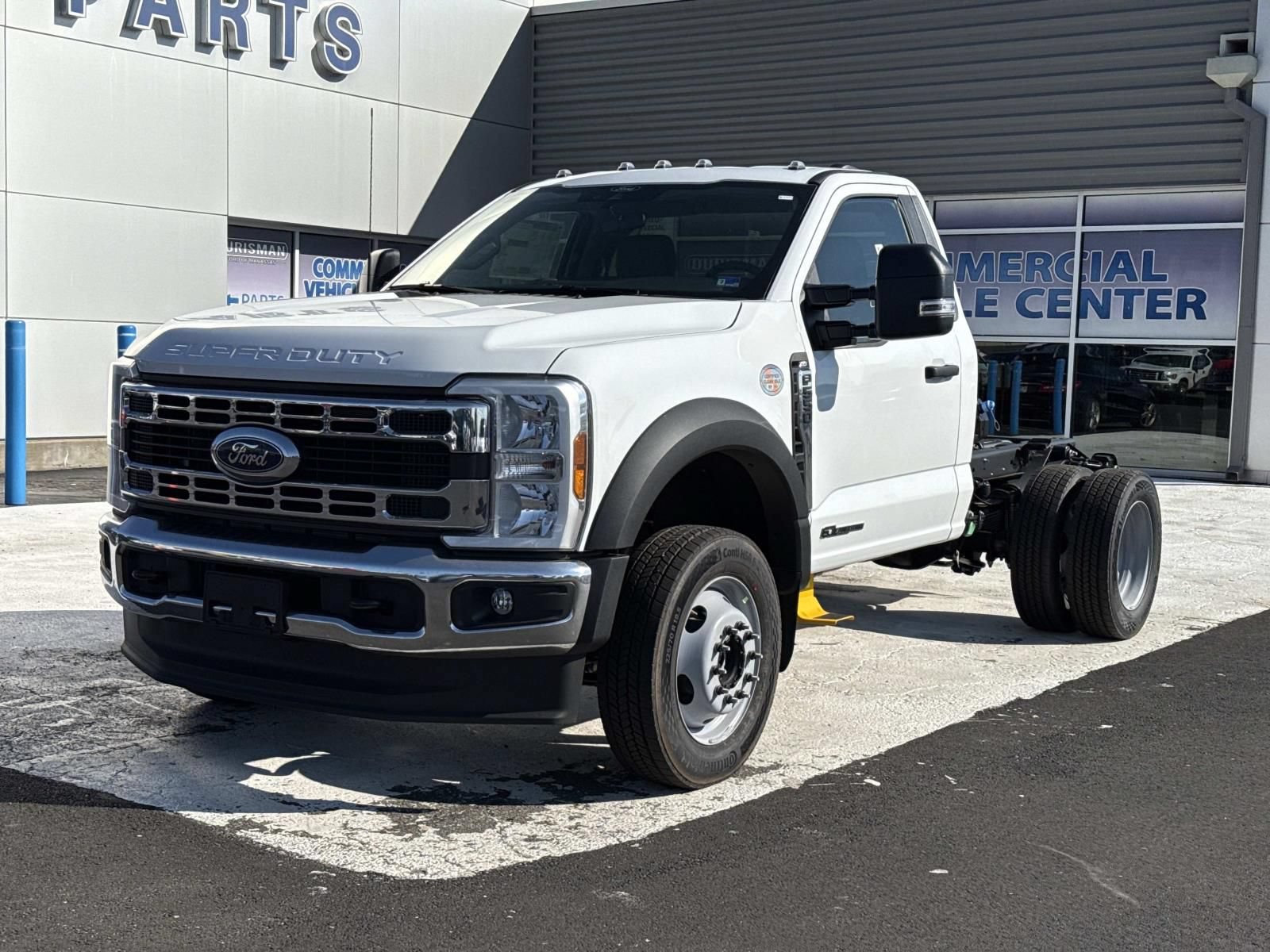 New 2026 Ford F550 4x4 Regular Cab Super Duty w/ XLT Value Package image 7