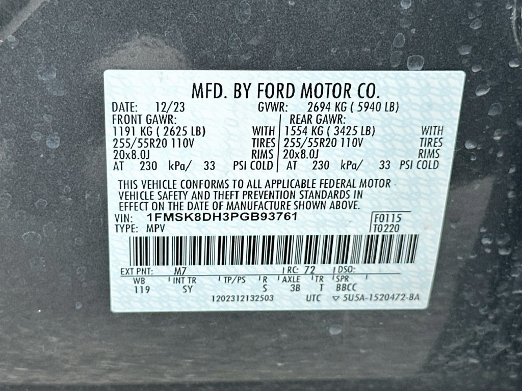 Used 2023 Ford Explorer XLT w/ Equipment Group 202A AWD/4WD image 28