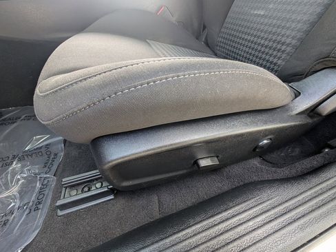 Used 2022 Dodge Challenger GT w/ Blacktop Package image 17