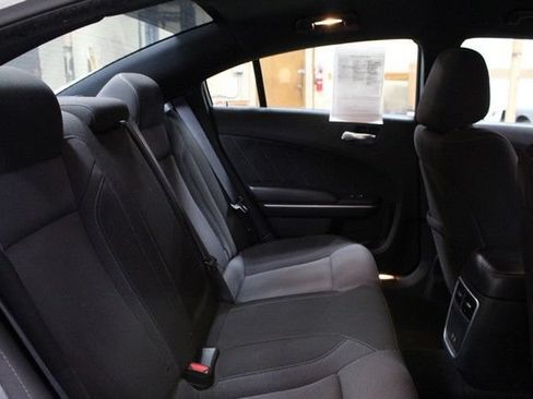 Used 2022 Dodge Charger SXT RWD image 12